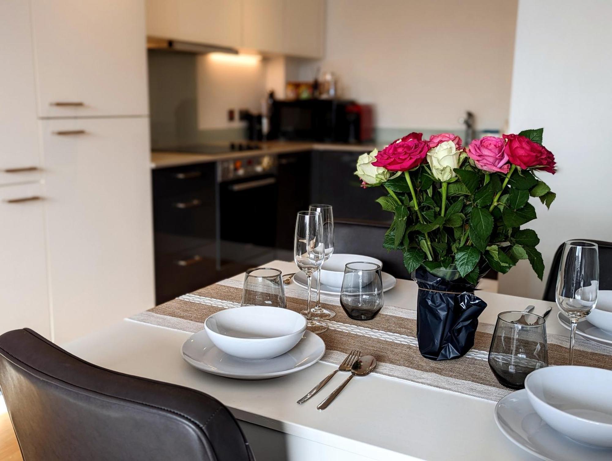 Modern London Apartment Near Greenwich - Rooftop City View Eksteriør bilde